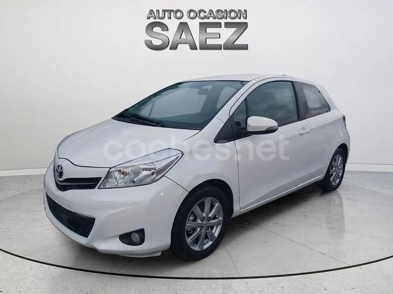Blanco Usado 2012 Toyota Yaris Active Berlina | 7500 € (Buen precio) - Imagen 1/4