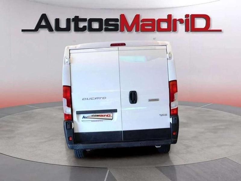 Usado Fiat Ducato 137 CV (100 kW) 2020 Blanco Van