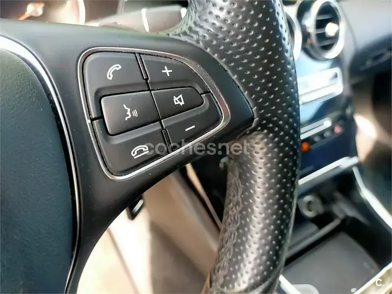 Usado Mercedes C350e Exclusive 279 CV (205 kW) 2015 Gris / plata Familiar