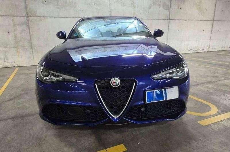 Usado Alfa Romeo Giulia Veloce 280 CV (205 kW) 2023 Azul Berlina