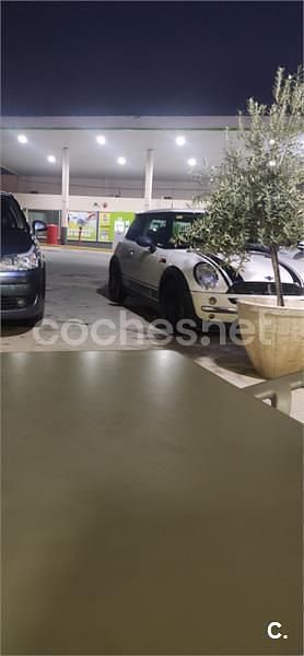 Usado Mini ONE 90 CV (66 kW) 2004 Beige Utilitario