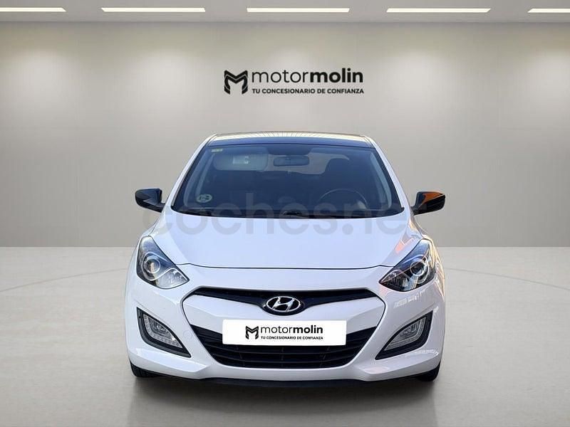 Usado Hyundai i30 90 CV (66 kW) 2012 Blanco Berlina