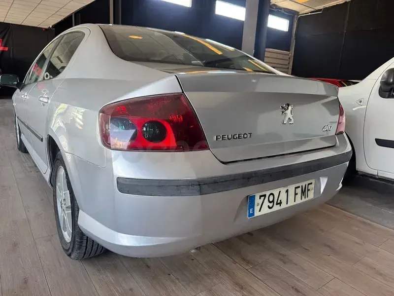 Usado Peugeot 407 125 CV (91 kW) 2008 Gris / plata Berlina
