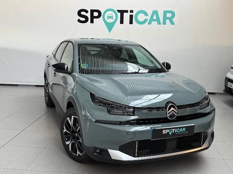 Usado Citroën e-C4 114 kW (156 CV) 2025 Verde Berlina
