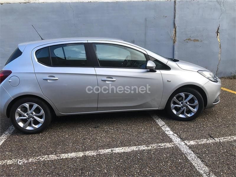 Gris / plata Usado 2017 Opel Corsa Selective Berlina | 7500 € (Super precio) - Imagen 1/4