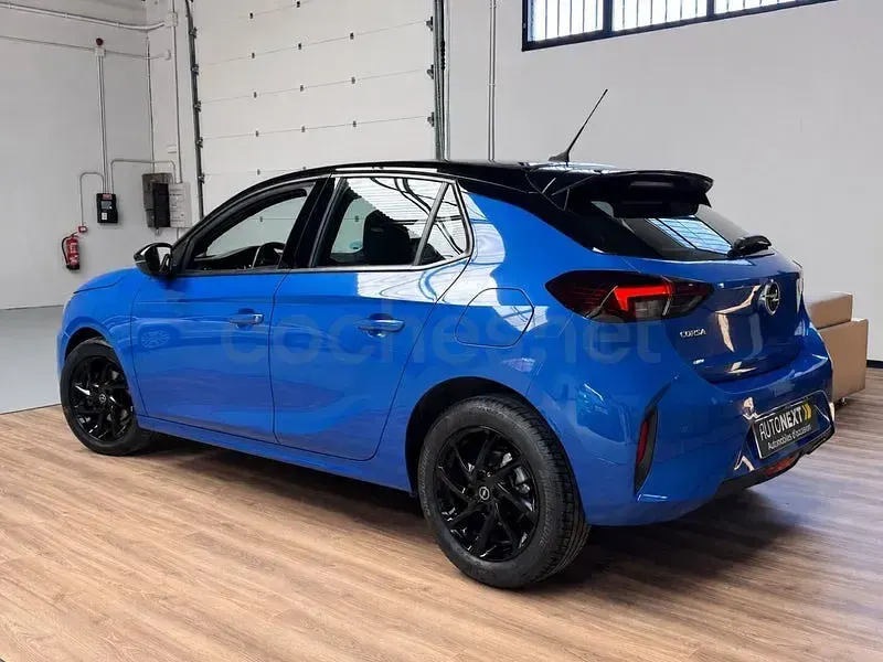Usado Opel Corsa GS Line 102 CV (75 kW) 2021 Azul Utilitario