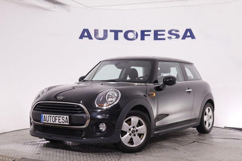 Usado Mini ONE 102 CV (75 kW) 2018 Negra Utilitario