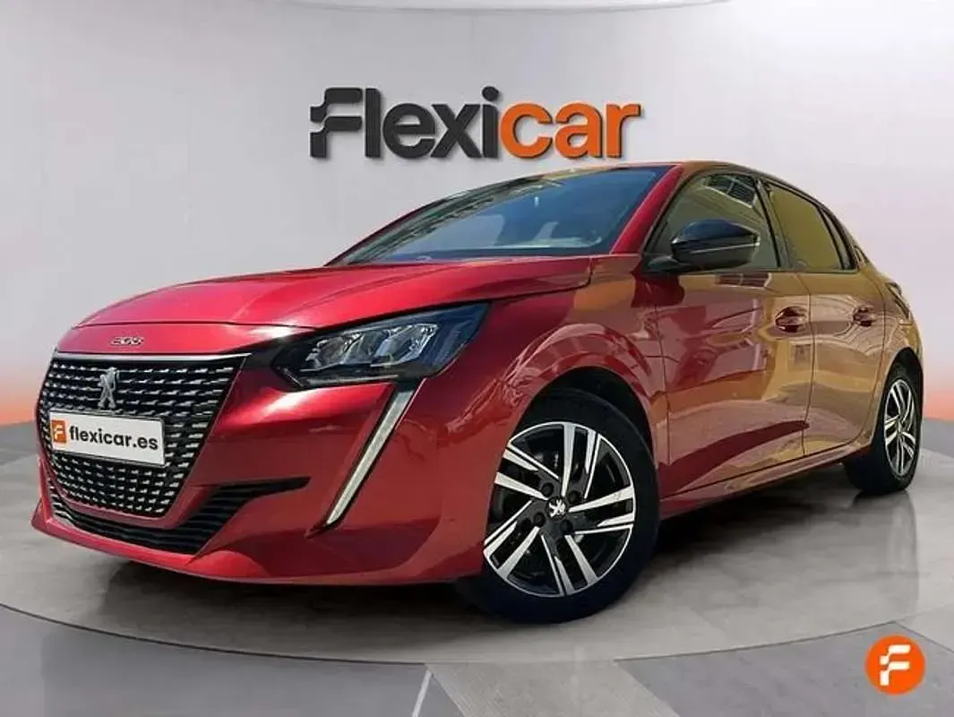 Usado Peugeot 208 Allure 101 CV (74 kW) 2023 Rojo Utilitario
