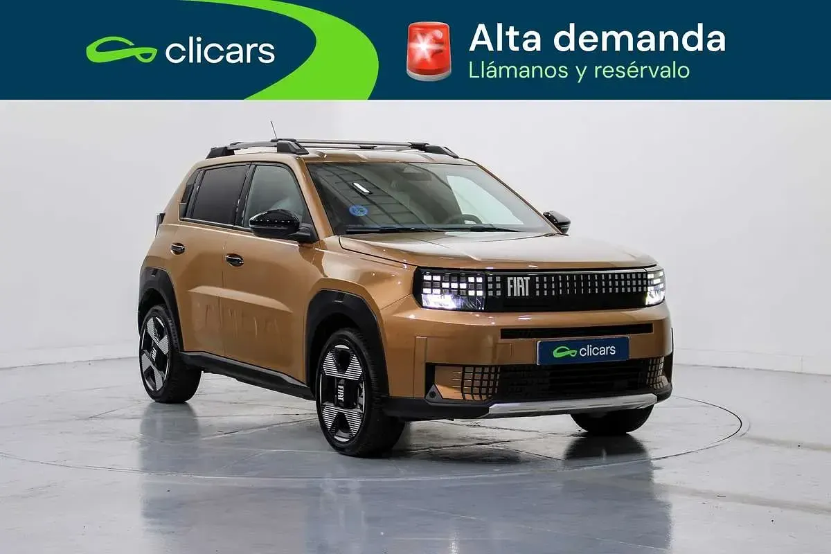 Usado Fiat Grande Panda La Prima 86 kW (118 CV) 2025 Marrón Utilitario
