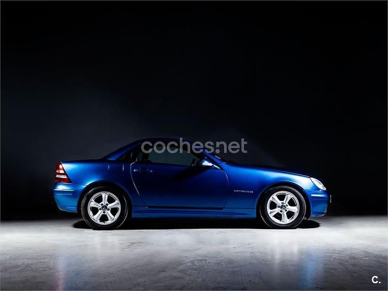 Usado Mercedes SLK200 163 CV (119 kW) 2000 Azul Descapotable