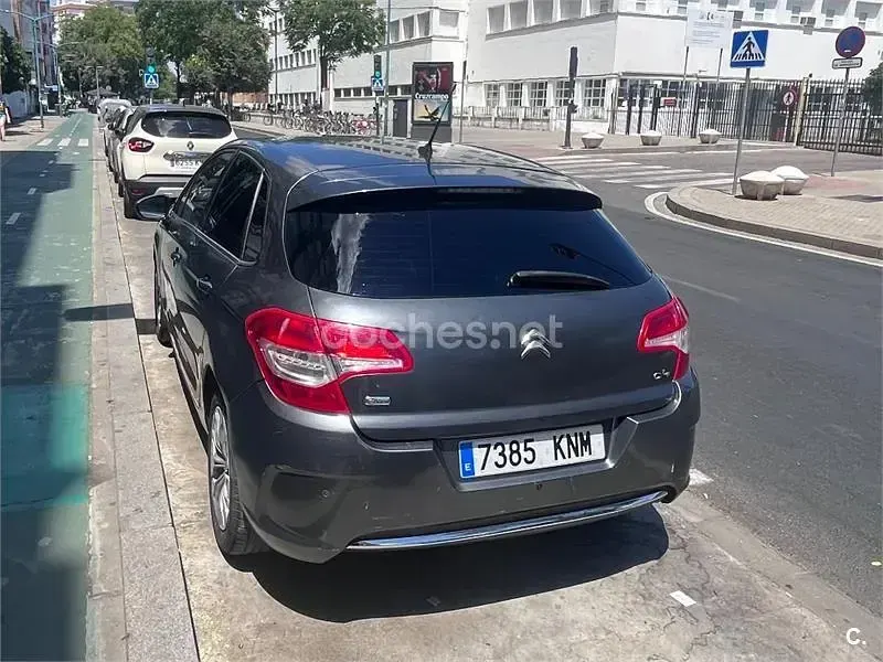 Usado Citroën C4 114 CV (83 kW) 2014 Gris / plata Berlina