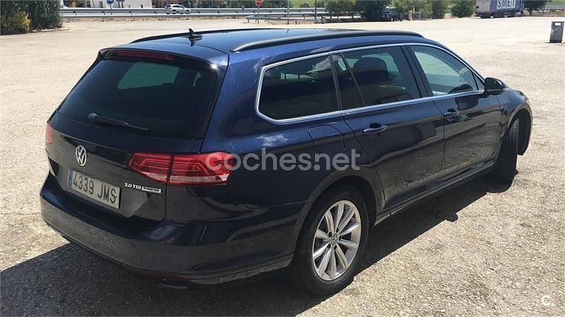 Usado VW Passat Advance 150 CV (110 kW) 2016 Azul Familiar