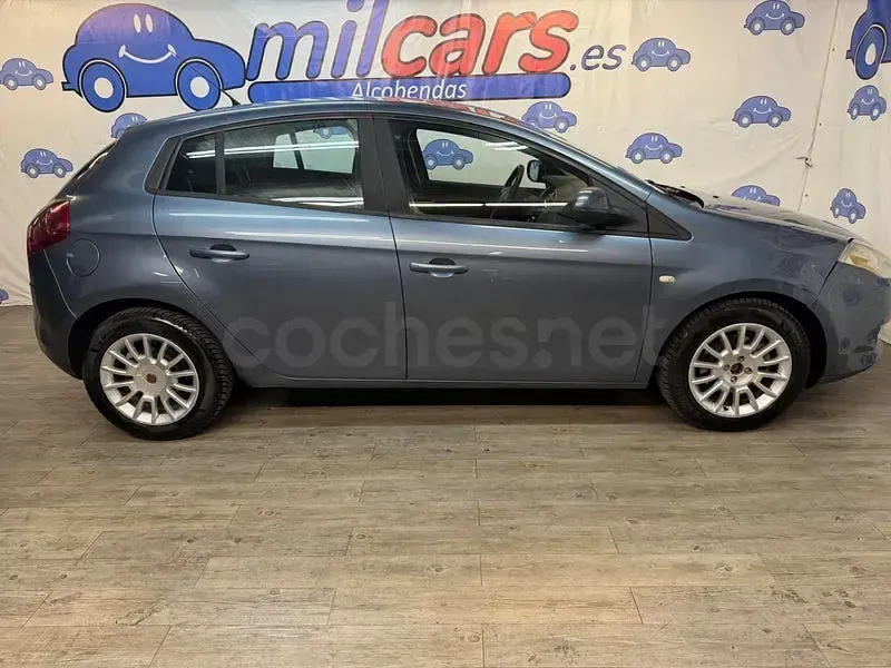 Usado Fiat Bravo Dynamic 120 CV (88 kW) 2009 Azul Utilitario