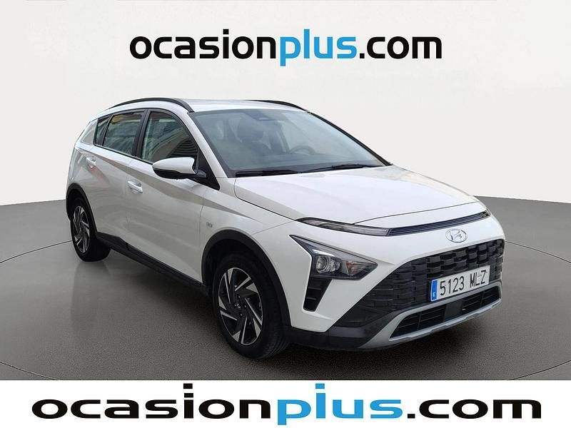 Usado Hyundai Bayon 100 CV (73 kW) 2023 Blanco SUV