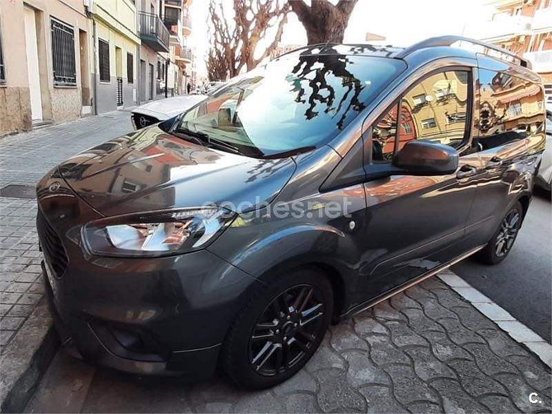 Gris / plata Usado 2020 Ford Tourneo Courier Sport Monovolumen | 14.500 € (Precio justo) - Imagen 1/4