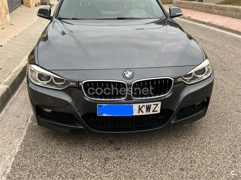 Usado BMW 318 Sport Line 143 CV (105 kW) 2013 Gris / plata Berlina