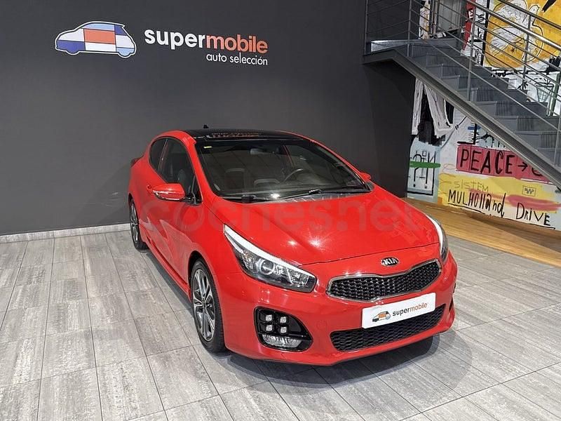 Usado Kia Ceed GT GT-Line 136 CV (100 kW) 2018 Rojo Berlina