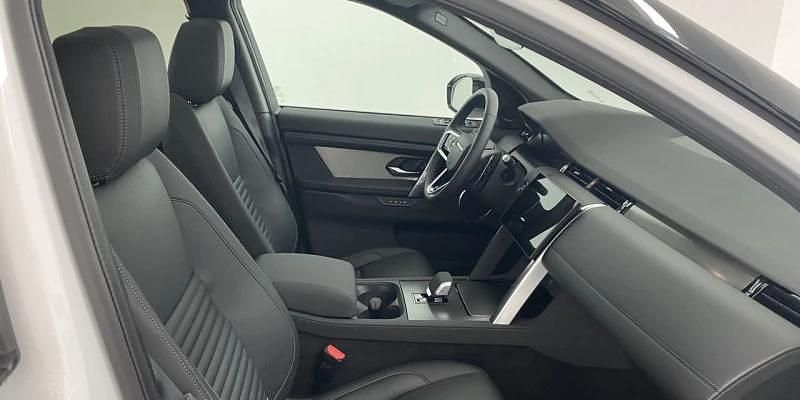 Usado Land Rover Discovery Sport SE Dynamic 204 CV (150 kW) 2025 Blanco SUV