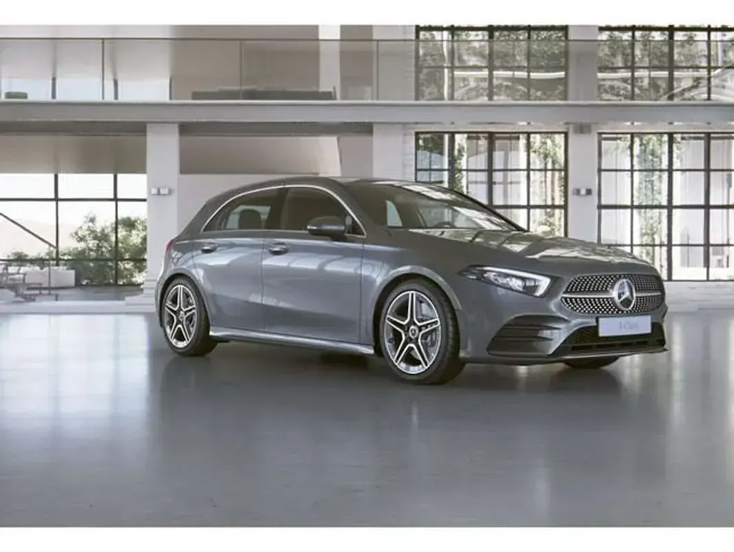 Usado Mercedes A250 218 CV (160 kW) 2021 Gris Berlina