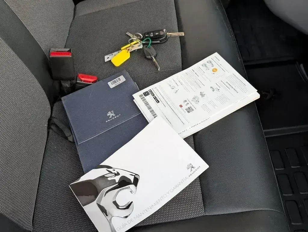 Usado Peugeot Expert Premium 120 CV (88 kW) 2020 Blanco Van