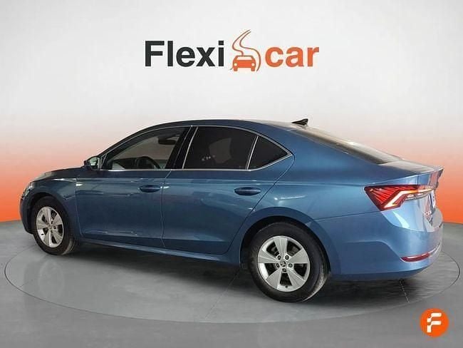 Usado Skoda Octavia Ambition 150 CV (110 kW) 2021 Azul Berlina