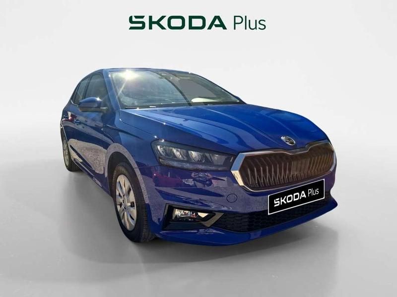 Usado Skoda Fabia 58 CV (42 kW) 2024 Azul Utilitario
