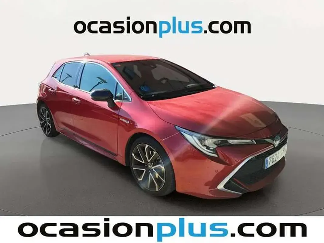 Usado Toyota Corolla Advance 179 CV (131 kW) 2019 Rojo Utilitario
