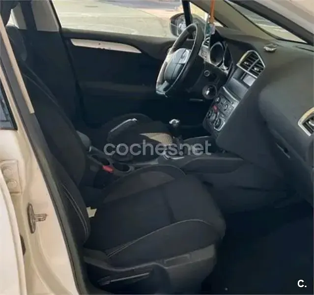 Usado Citroën C4 120 CV (88 kW) 2013 Blanco Berlina