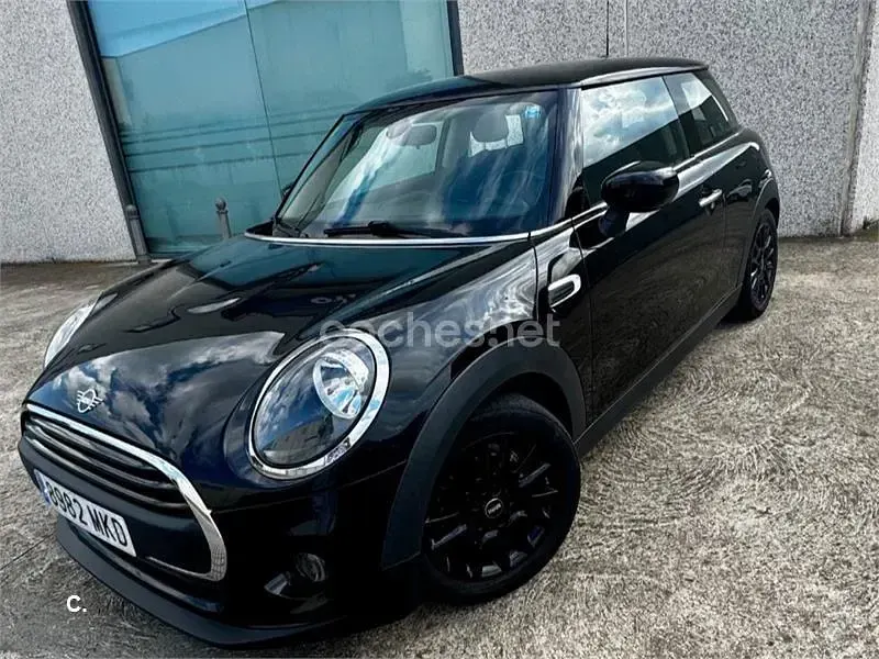 Usado Mini ONE 102 CV (75 kW) 2020 Negro Utilitario