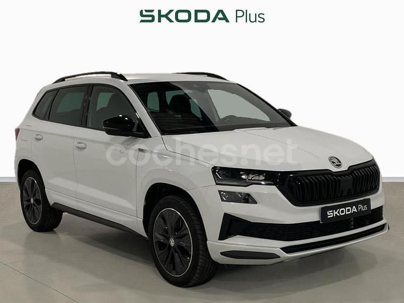 Blanco Usado 2023 Skoda Karoq SportLine SUV | 27.990 € (Precio justo) - Imagen 1/4