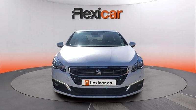 Usado Peugeot 508 Active 120 CV (88 kW) 2018 Blanco Berlina