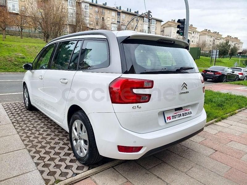Usado Citroën Grand C4 Picasso Live 130 CV (95 kW) 2016 Blanco Monovolumen