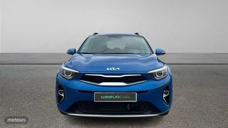 Usado Kia Stonic 100 CV (73 kW) 2025 Azul SUV