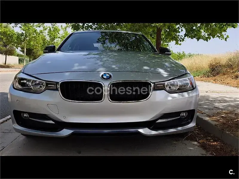 Usado BMW 320 Sport Line 184 CV (135 kW) 2012 Gris / plata Berlina