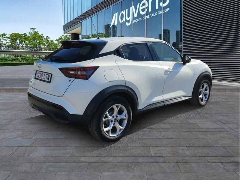 Usado Nissan Juke Acenta 114 CV (83 kW) 2021 Blanco SUV