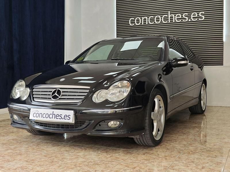 Usado Mercedes C220 Sport Edition 150 CV (110 kW) 2005 Negro Berlina