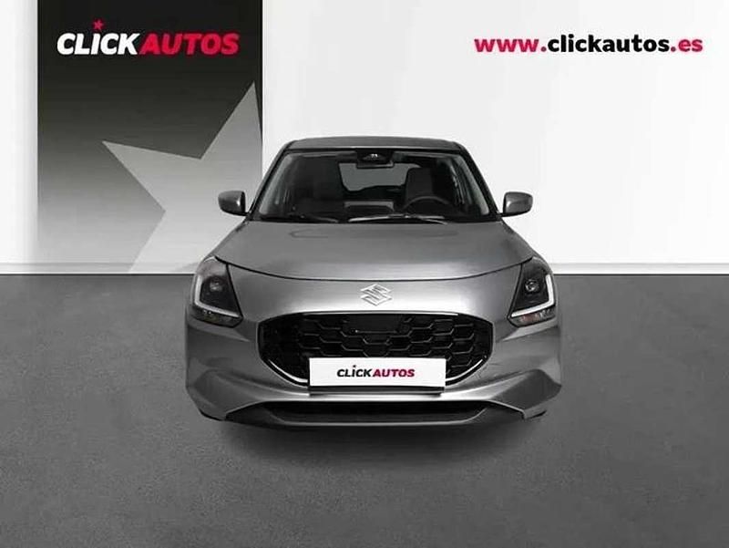 Usado Suzuki Swift 83 CV (61 kW) 2025 Plateado Utilitario