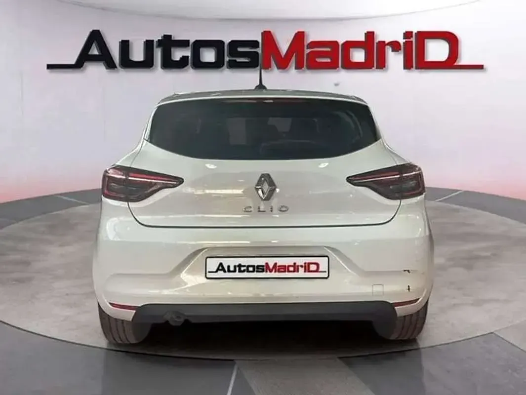 Usado Renault Clio Equilibre 91 CV (66 kW) 2022 Blanco Utilitario