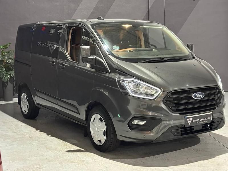 Usado Ford Transit Custom Trend 170 CV (125 kW) 2023 Gris Familiar