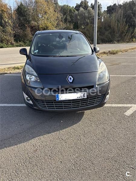 Usado Renault Grand Scénic III Bose Edition 130 CV (95 kW) 2010 Negro Monovolumen