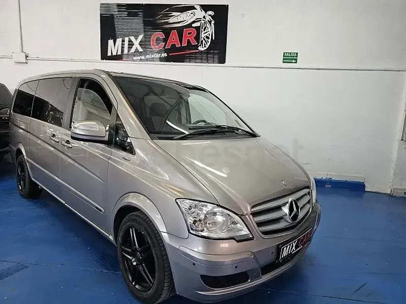 Usado Mercedes Viano 163 CV (119 kW) 2011 Beige Monovolumen