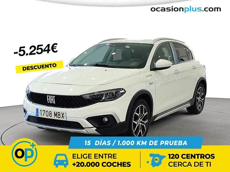 Usado Fiat Tipo Cross 130 CV (95 kW) 2022 Blanco Berlina