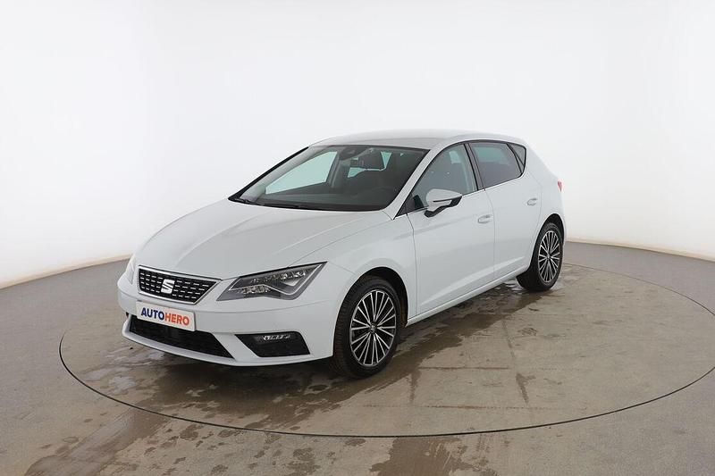 Blanco Usado 2019 Seat Leon Berlina | 18.299 € (Precio justo) - Imagen 1/3