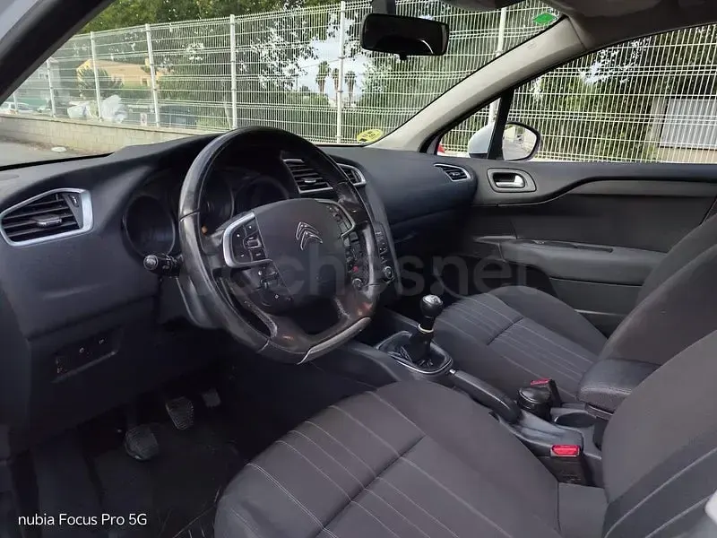 Usado Citroën C4 Tonic 92 CV (67 kW) 2011 Blanco Berlina