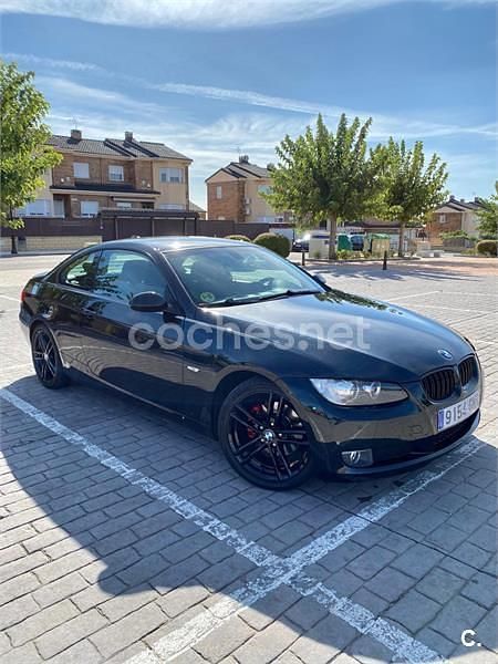 Negro Usado 2009 BMW 320 Coupe | 6500 € (Buen precio) - Imagen 1/2
