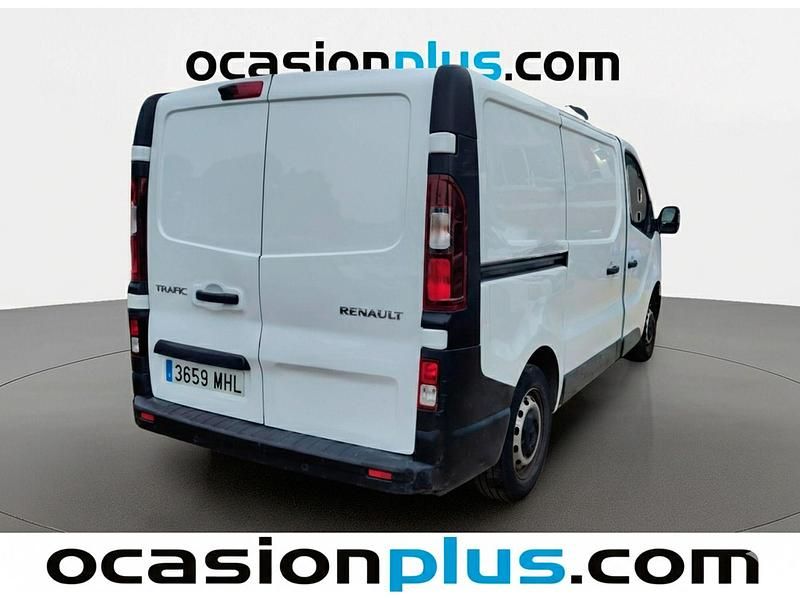 Usado Renault Trafic 130 CV (95 kW) 2023 Blanco Monovolumen