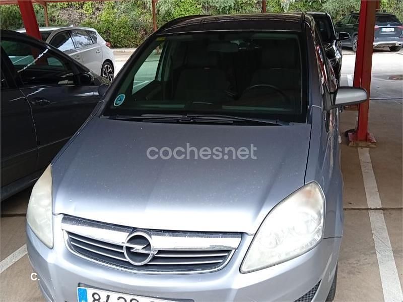 Gris / plata Usado 2008 Opel Zafira Enjoy Monovolumen | 2500 € (Super precio) - Imagen 1/4