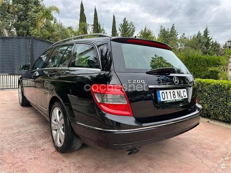 Usado Mercedes C200 Avantgarde 136 CV (100 kW) 2009 Negro Berlina