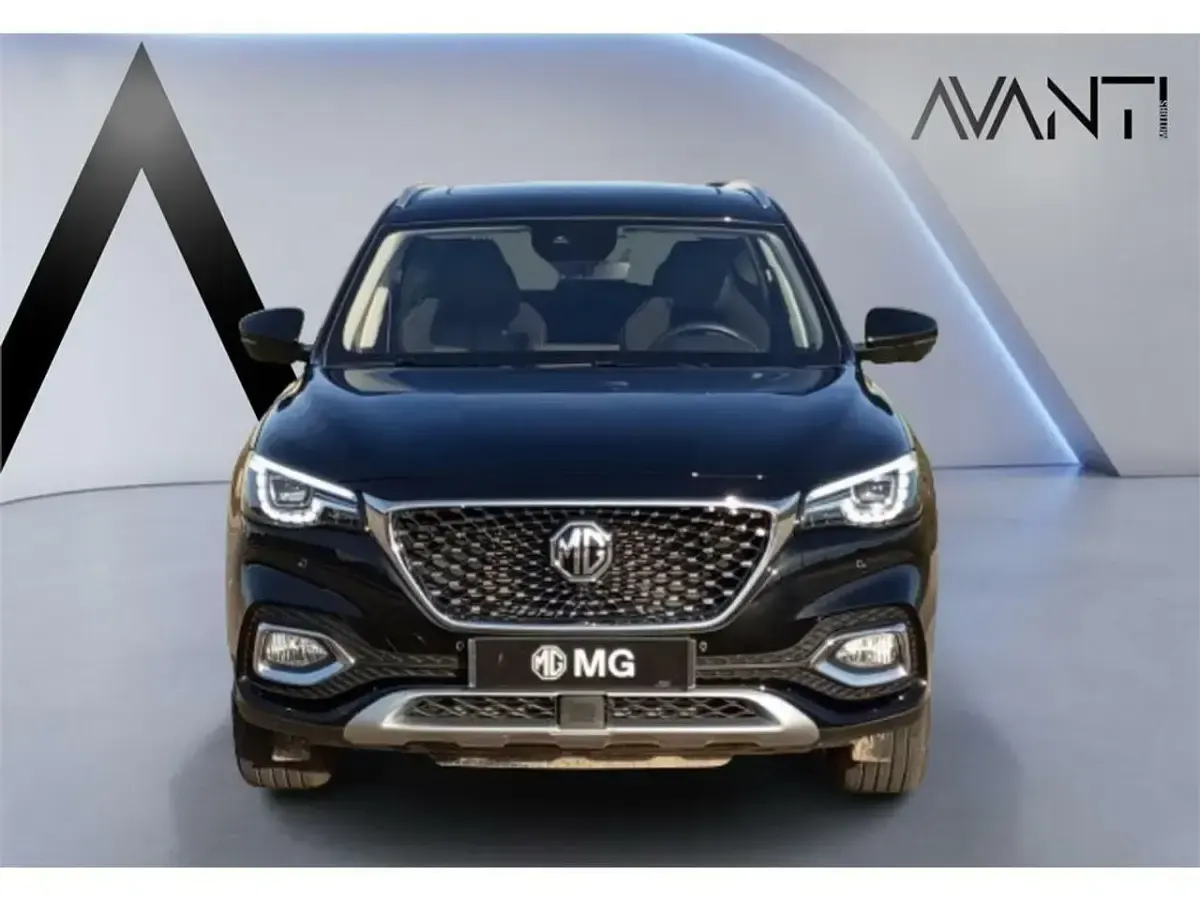 Käytetty MG HS Luxury 162 HP (119 kW) 2023 Musta Katumaasturi