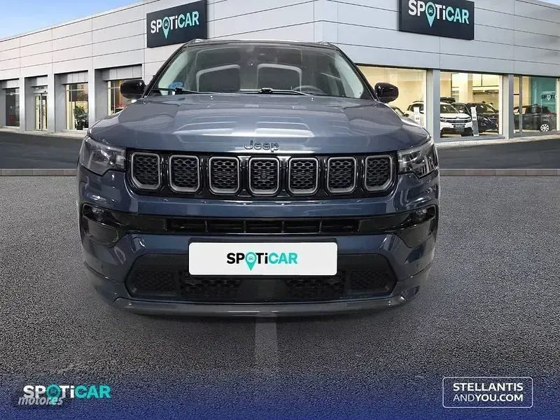 Usado Jeep Compass 240 CV (176 kW) 2022 Gris SUV